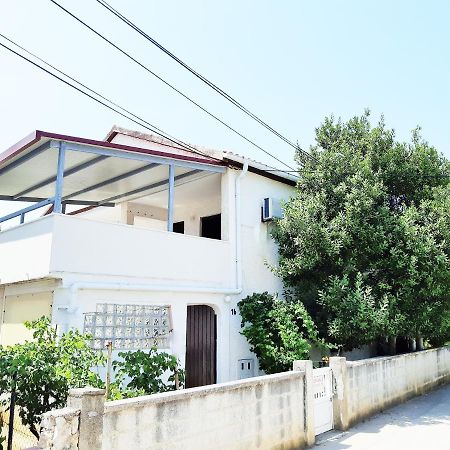 Dalmatino Apartmani Вир Екстер'єр фото