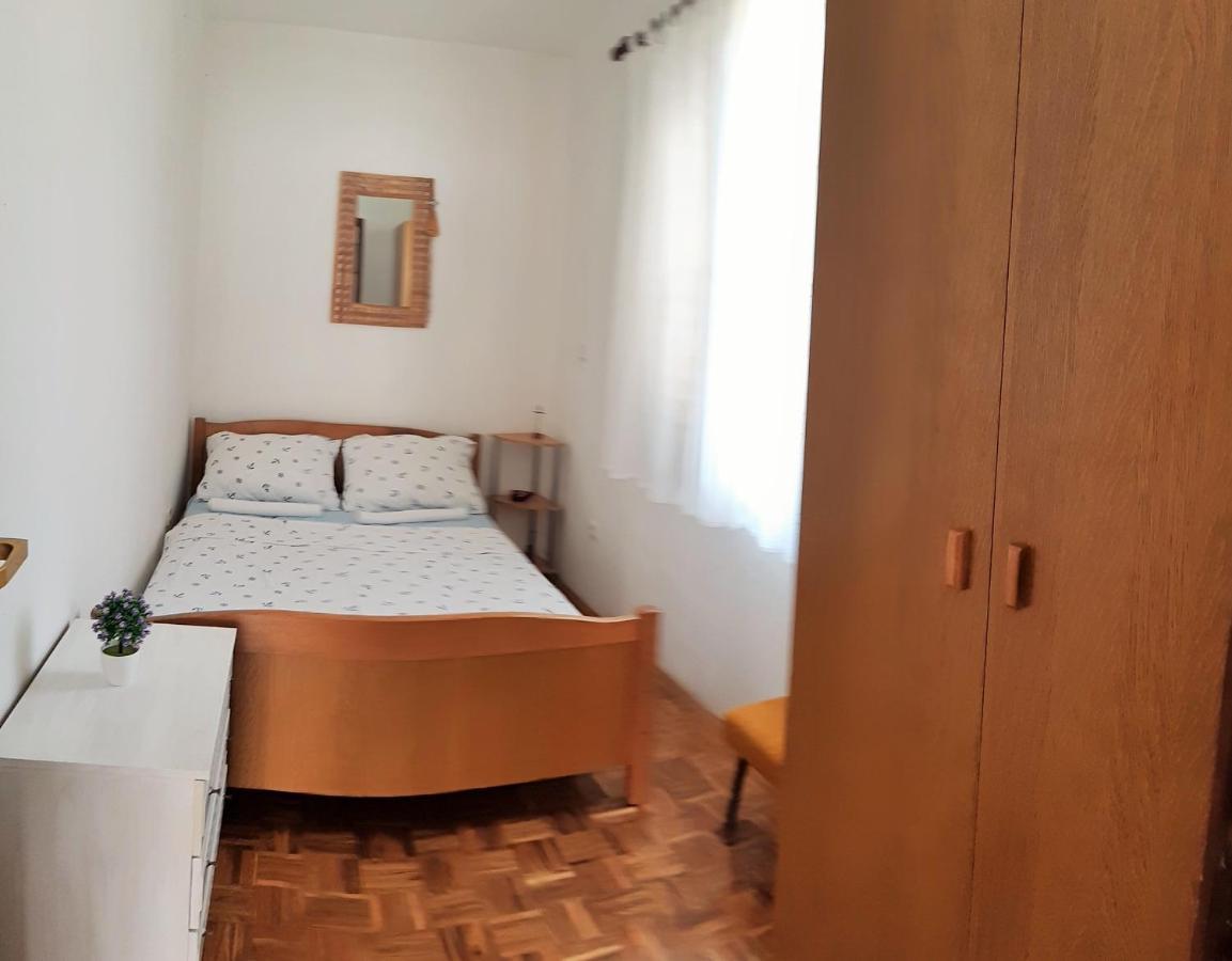 Dalmatino Apartmani Вир Екстер'єр фото