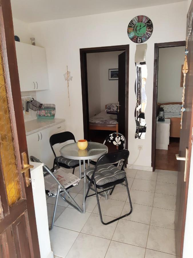 Dalmatino Apartmani Вир Екстер'єр фото