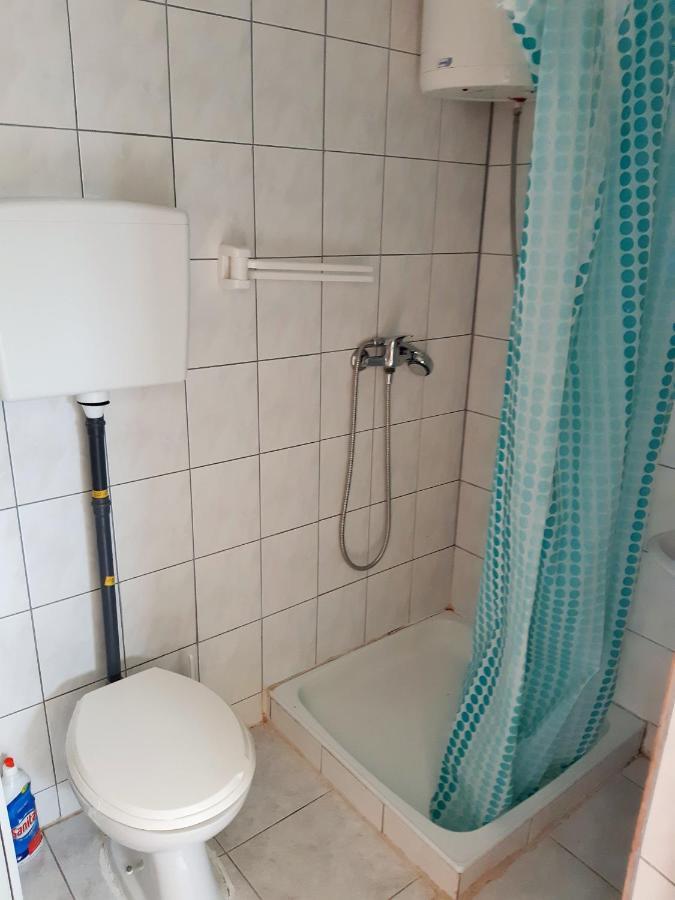Dalmatino Apartmani Вир Екстер'єр фото